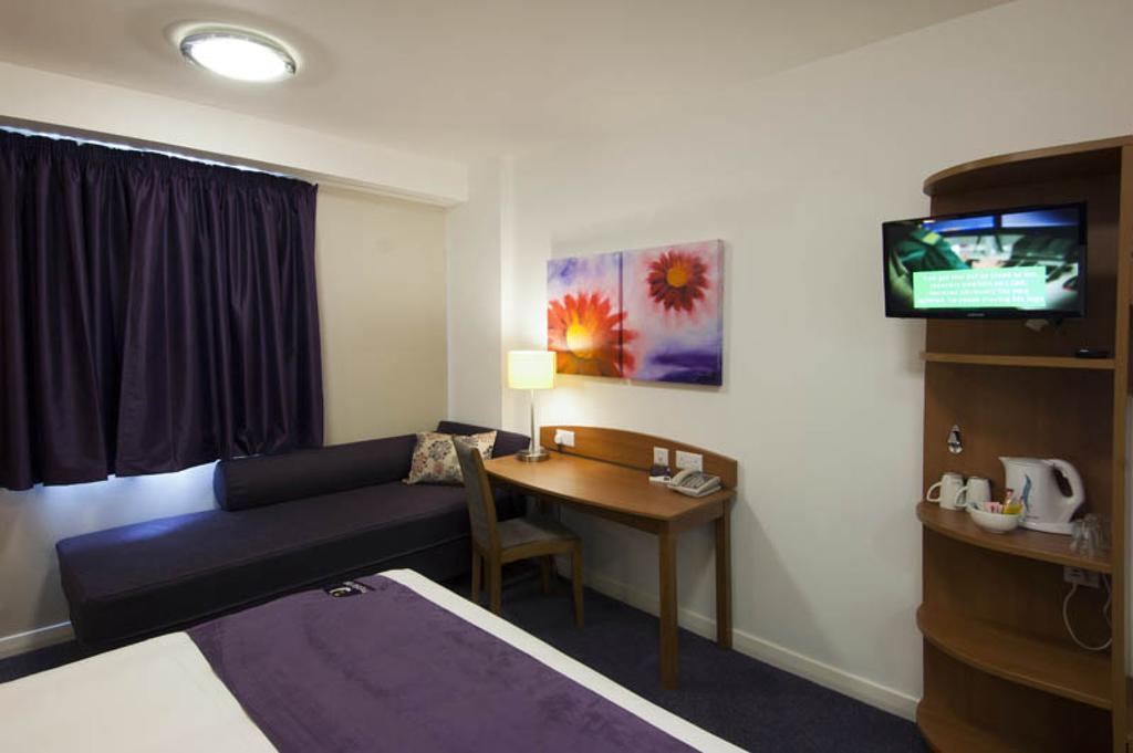 Premier Inn Cobham Cobham  Camera foto