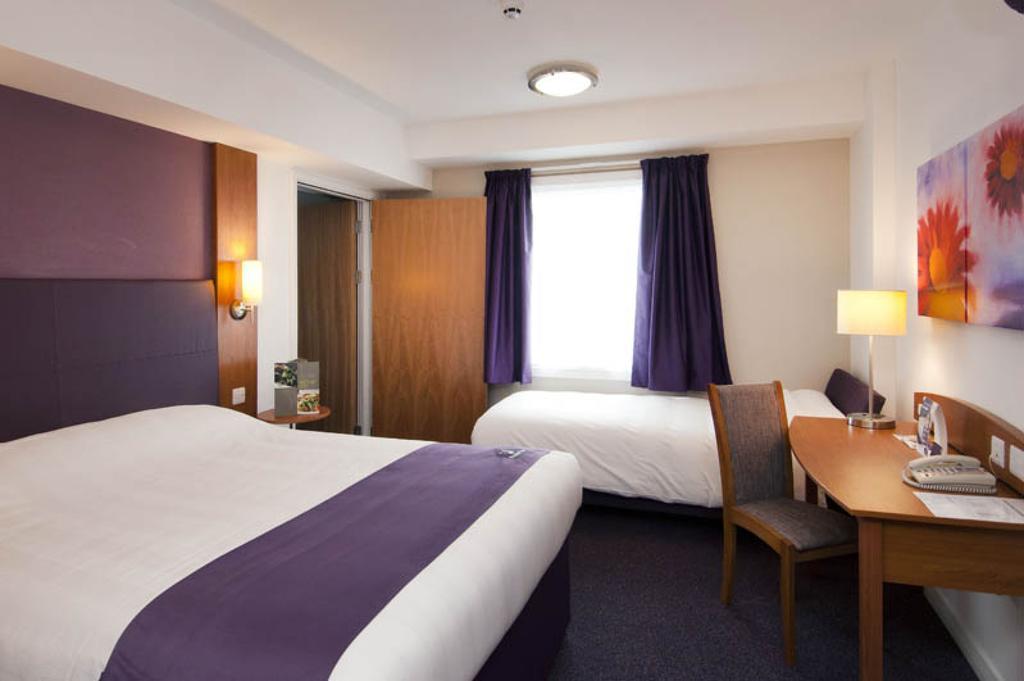 Premier Inn Cobham Cobham  Camera foto