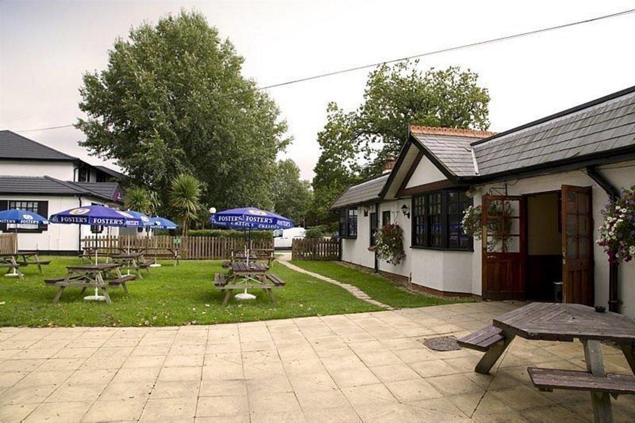 Premier Inn Cobham Cobham  Esterno foto